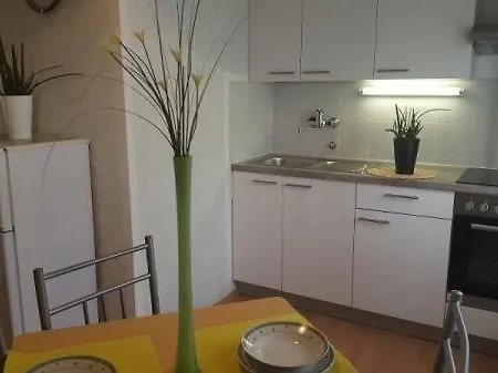 Apartment In With Sea View, Terrace, Air Conditioning, Wi-fi Crikvenica