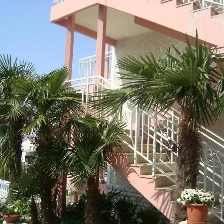 In With Sea View, Terrace, Air Conditioning, Wi-fi
