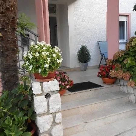 In With Sea View, Terrace, Air Conditioning, Wi-fi