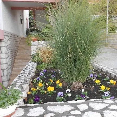 Apartment In With Sea View, Terrace, Air Conditioning, Wi-fi *