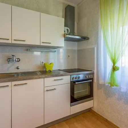 In With Sea View, Terrace, Air Conditioning, Wi-fi Apartment Crikvenica