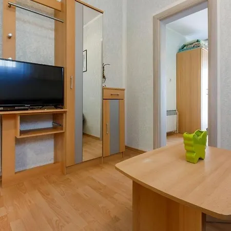 In With Sea View, Terrace, Air Conditioning, Wi-fi Apartment