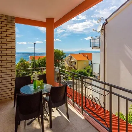 In With Sea View, Terrace, Air Conditioning, Wi-fi *