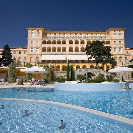 In With Sea View, Terrace, Air Conditioning, Wi-fi * Crikvenica